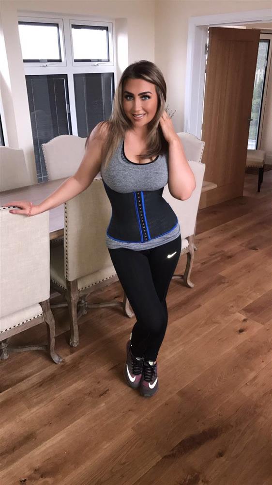 Maskateer Store. Lauren Goodger transforming her body